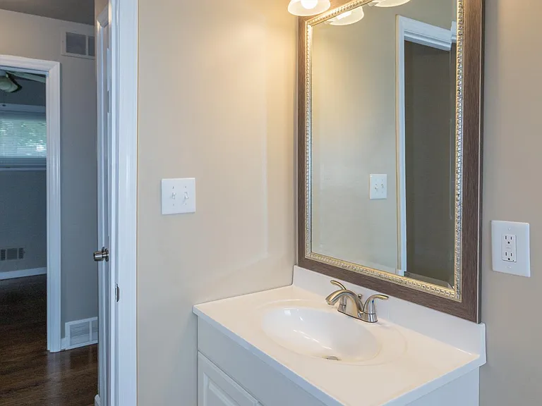 7001 NW Coronado St — Photo 21
