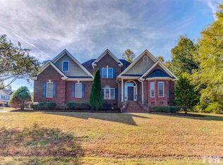 400 Charleston Dr, Clayton, NC 27527