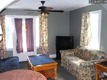 4th image of 606 Wyandot Ave