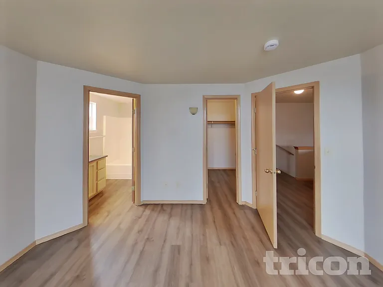 6031 Thornbury Pl SE — Photo 8