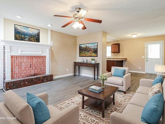 5th image of 17 E Wedgewood Cir