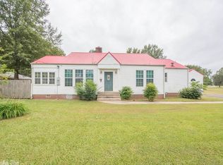 807 W Center St, Beebe, AR 72012