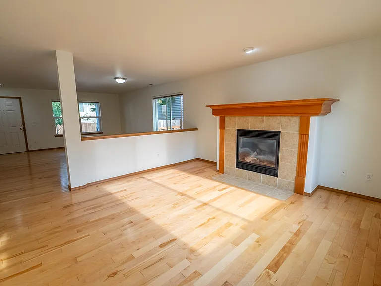 1813 249th Pl SE — Photo 6