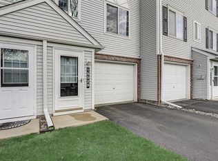 15529 Float Ln, Apple Valley, MN 55124