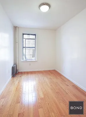 Rented by Bond New York | media 50