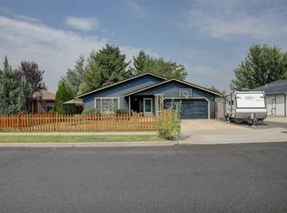 2432 NE Desert Willow Ct, Bend, OR 97701