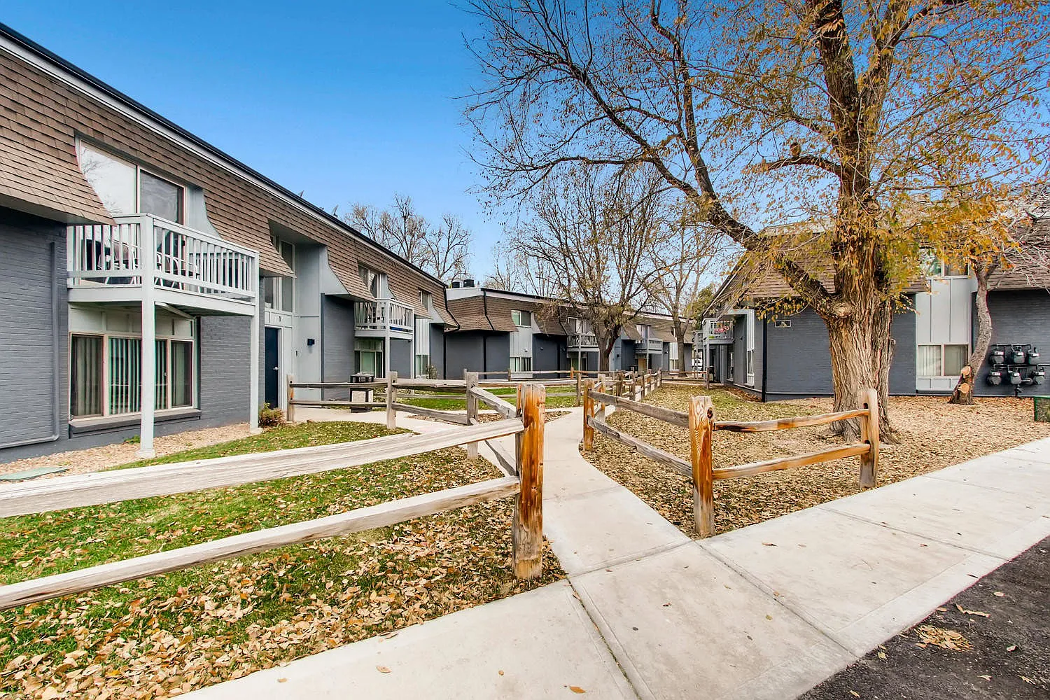 The Vantage Apartments — Photo 1