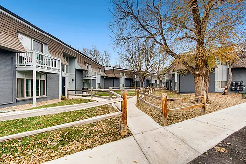 The Vantage Apartments Photo 1