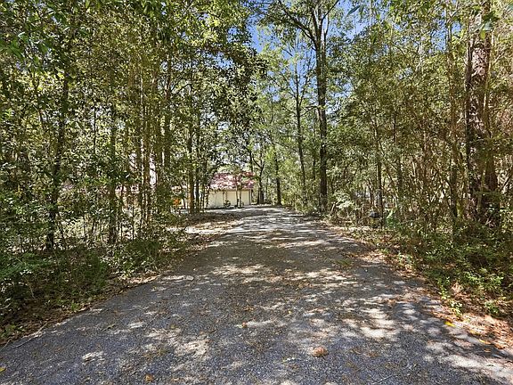 3rd image of 2272 Spring Lake Rd