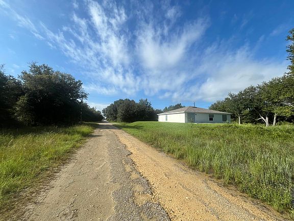 4th image of 1702 Mcarthur Avenue