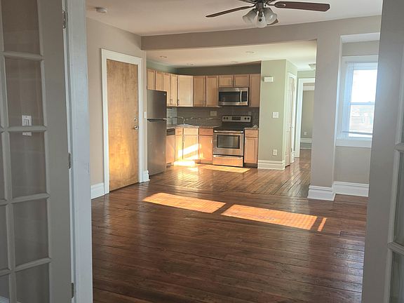 3rd image of 225 N 12th St APT 3