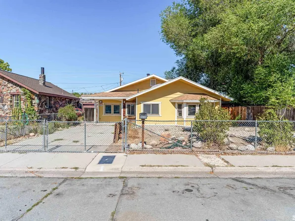 1924 H St, Sparks, NV 89431