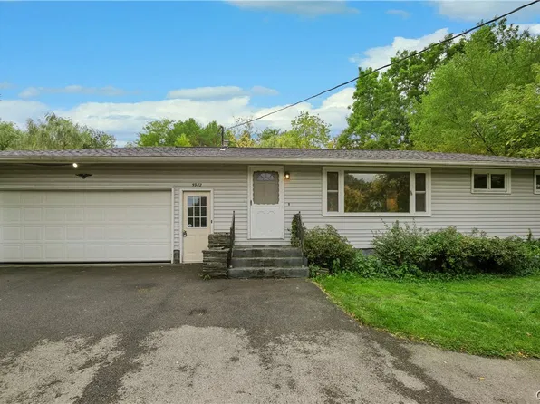5982 Sewickley Dr, Jamesville, NY 13078