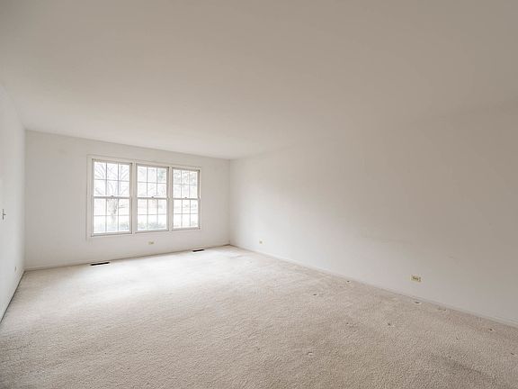 2nd image of 182 Montclair Rd