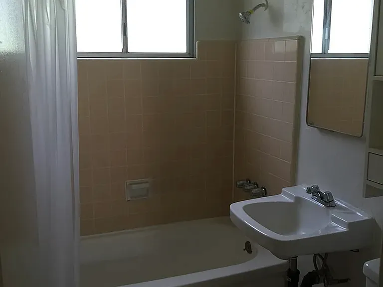 12711 Pacific Ave #3 — Photo 5