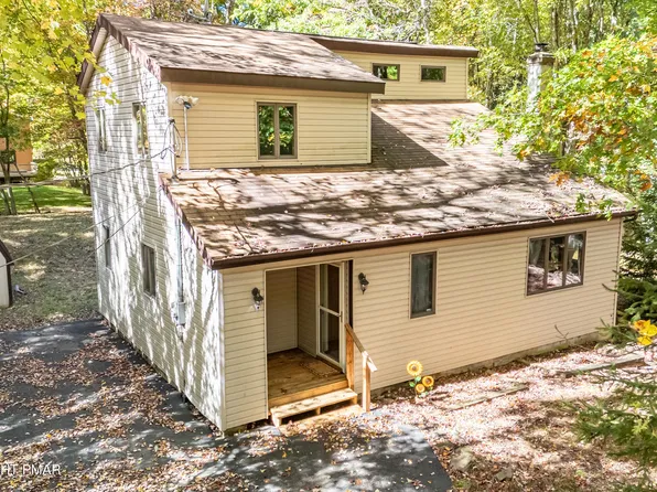 71 Hugo Dr, Albrightsville, PA 18210