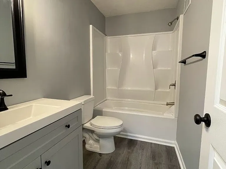 16-34 Berwyck Dr — Photo 5