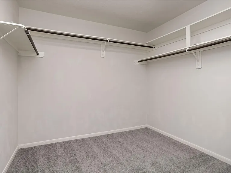 30322 Deleon Fields Dr — Photo 39