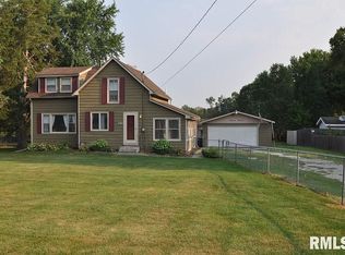 1414 28th St, Bettendorf, IA 52722