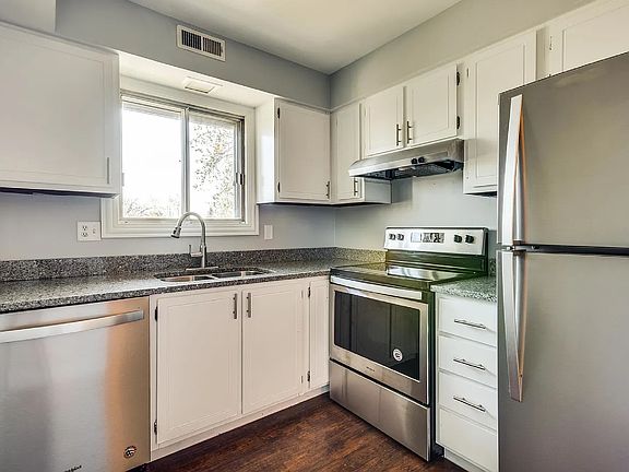 2nd image of 5219 James Ln #1611