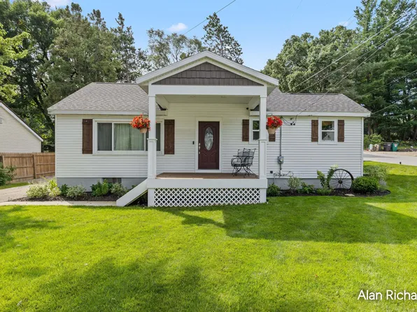 854 Ferris St NW, Grand Rapids, MI 49544