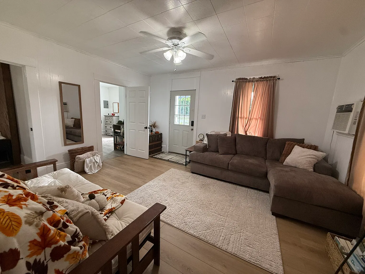 2 bed, $850 — Photo 3