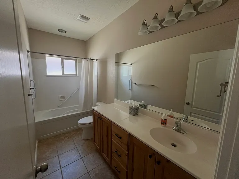 761 W Oak Green Dr — Photo 13