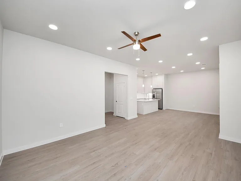 7330 Leighton Meadow Ln — Photo 19