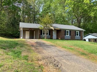 220 Mountview Dr, Mocksville, NC 27028