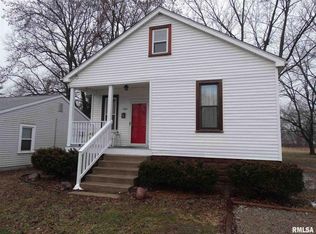 1633 N Wesley St, Grandview, IL 62702