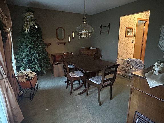 4th image of 123 Strawbridge Dr