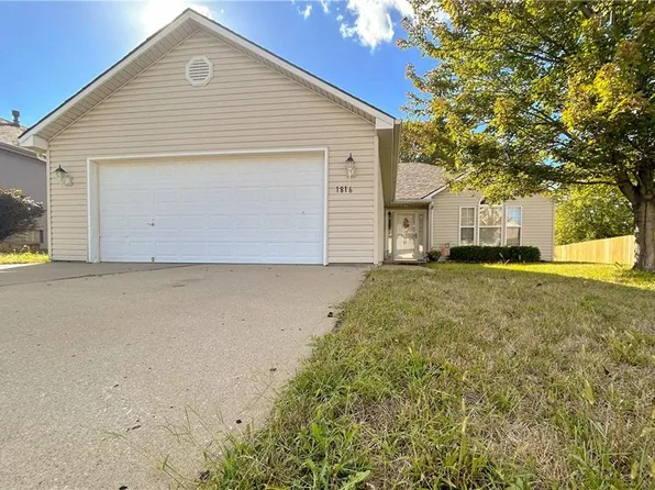 1816 N Ashley Dr, Independence, MO 64058