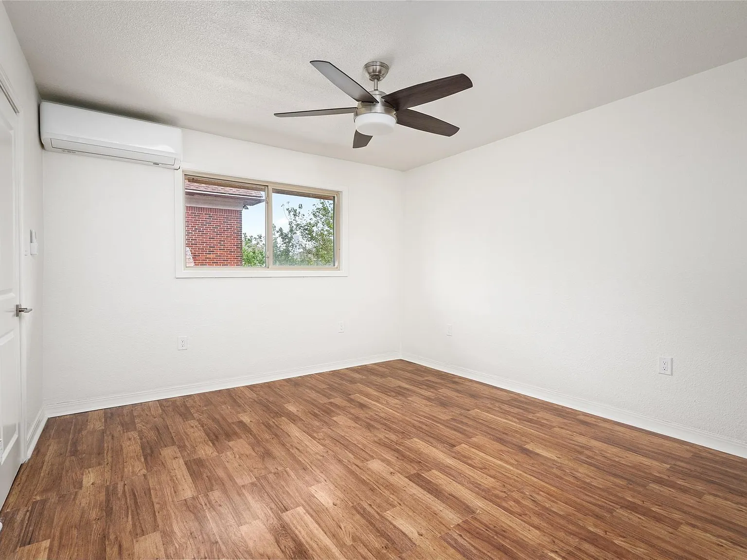 1 bed, 1.0 bath, 605 sqft, $995 — Photo 4