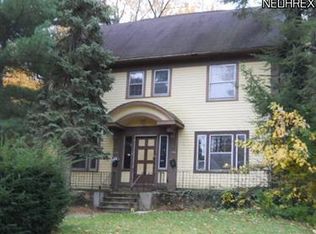 3206 Sycamore Rd, Cleveland Heights, OH 44118
