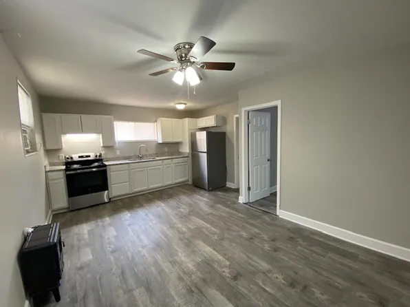 210 Courtyard Cir #210, Maryville, TN 37804