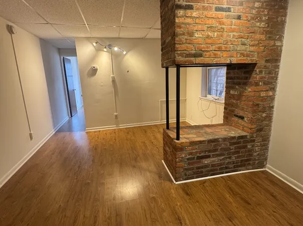 914 N Calvert St APT 2R, Baltimore, MD 21202