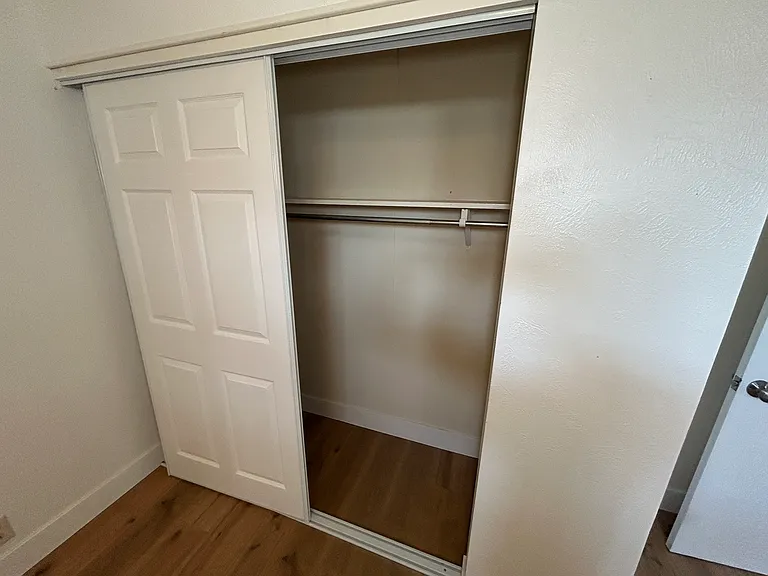 2411 S Lyle St #1 — Photo 9