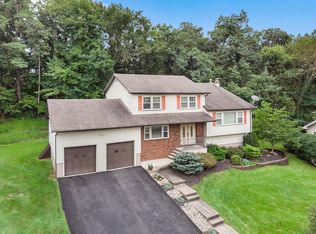 4 Winding Way, Wayne, NJ 07470