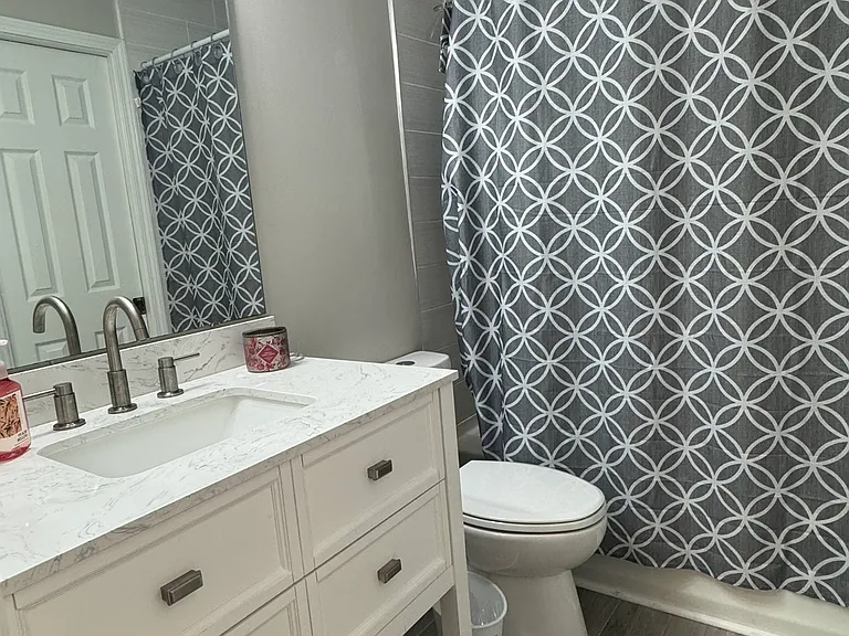7801 Renaissance Ct — Photo 19
