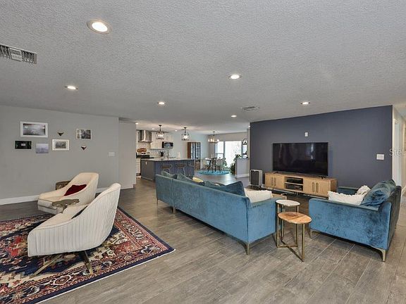 5th image of 12602 Catamaran Pl
