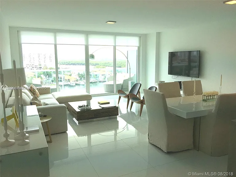 400 Sunny Isles Blvd #1019 — Photo 4