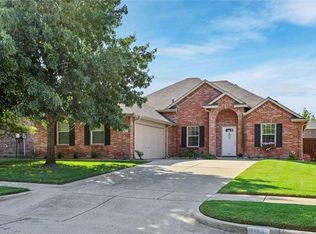 911 Oakcrest Dr, Wylie, TX 75098