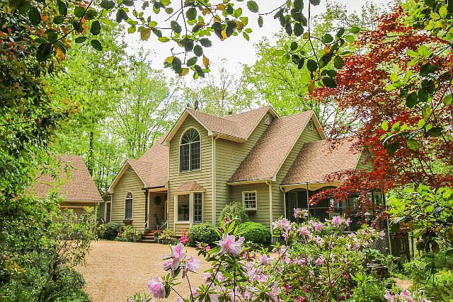 1st image of 1063 Mill Creek Ln