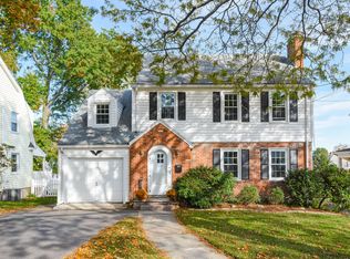 98 Grennan Rd, West Hartford, CT 06107