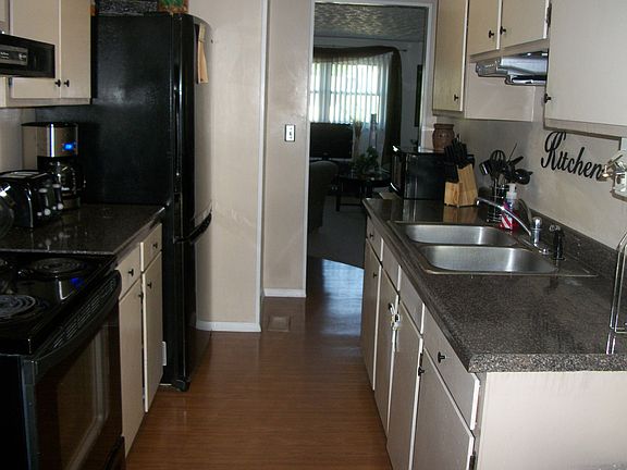 2nd image of 5292 Keturah Dr