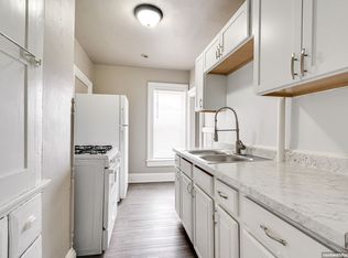 818/818A Bowen St, Oshkosh, WI 54901