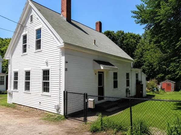 18 Bolton Pl, Bridgewater, MA 02324