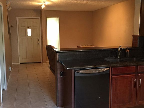 3rd image of 2437 E Tracy Ln Unit 3