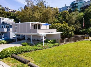 202 Lake Ct, Aptos, CA 95003