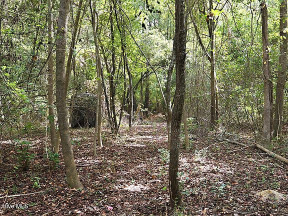 2nd image of 255 Old Fountain Road